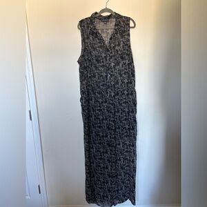 Forever 21 Black Sleeveless V-Neck Jumpsuit